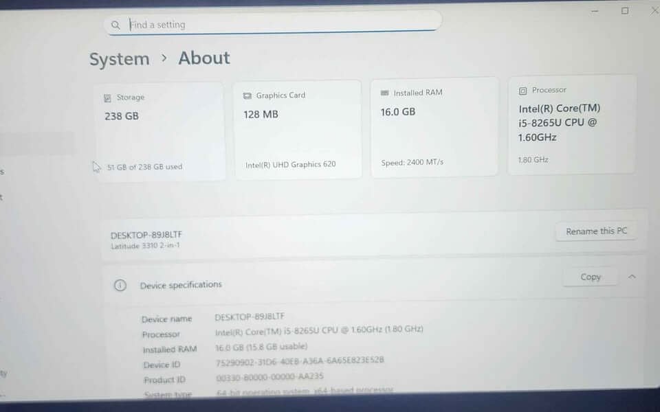 Dell Latitude 3310 2-in-1 13.3 Touch Screen Dell Latitude 3310 2-in-1 13.3 Touch Screen