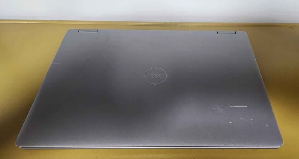 Dell Latitude 3310 2-in-1 13.3 Touch Screen Dell Latitude 3310 2-in-1 13.3 Touch Screen