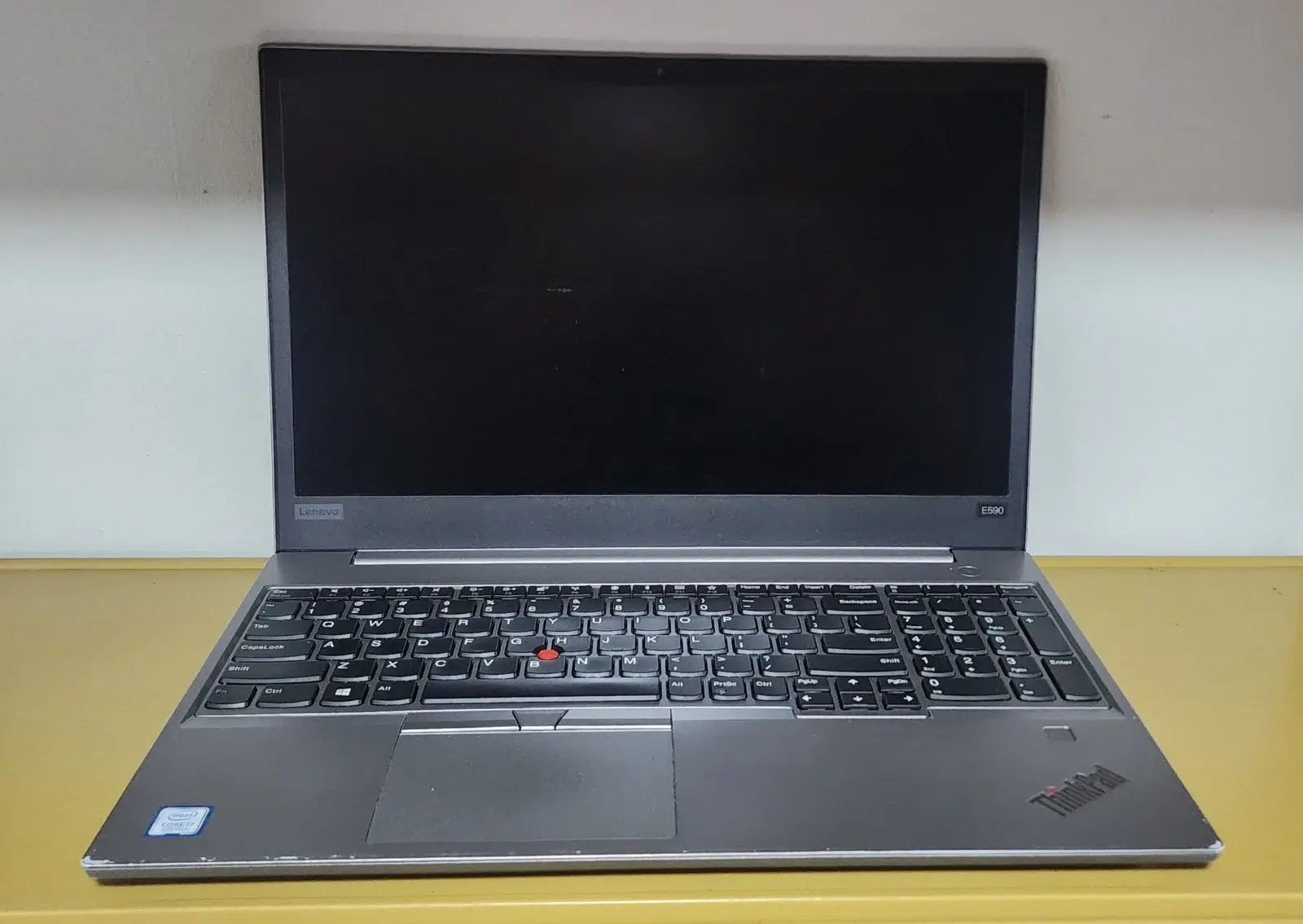 Lenovo ThinkPad E590 (11) Lenovo ThinkPad E590 - Image 2